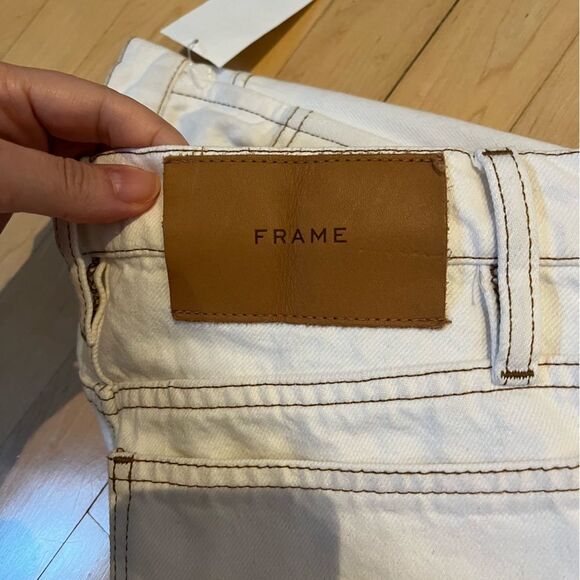 Frame Denim Le Italien Straight Leg Jeans in Blanc White 26 NWOT - Picture 10 of 16